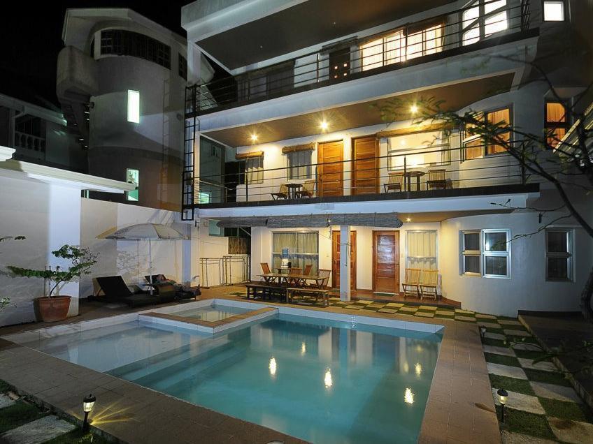 Bluewaves Westcliff Villa Balabag  Eksteriør bilde